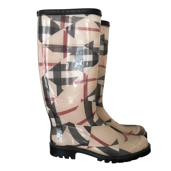 Burberry Round Toe Rubber Rain Boots Beige Women's Size 35 / 5 - Picture 2 of 16